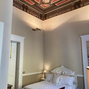 Camera con letto queen size